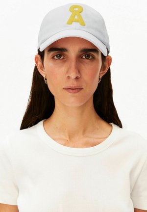 ARMEDANGELS, ICONIC Å UNISEX - Pet - pure-armedangels yellow