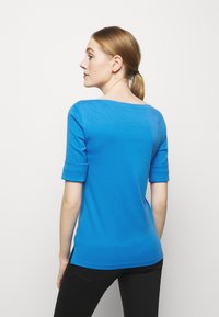 Lauren Ralph Lauren STRETCH COTTON BOATNECK TEE - T-shirt básica - captain blue