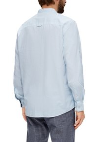 s.Oliver REGULAR - Overhemd - himmelblau