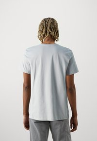 G-STAR BASE - Basic póló - sharkskin