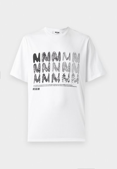 T-shirt bianco in cotone con varie lettere "N" stilizzate in diversi modelli e forme, con scollo rotondo e maniche corte.