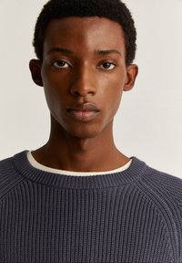 Scalpers NEW FREDERIC - Svetr - navy