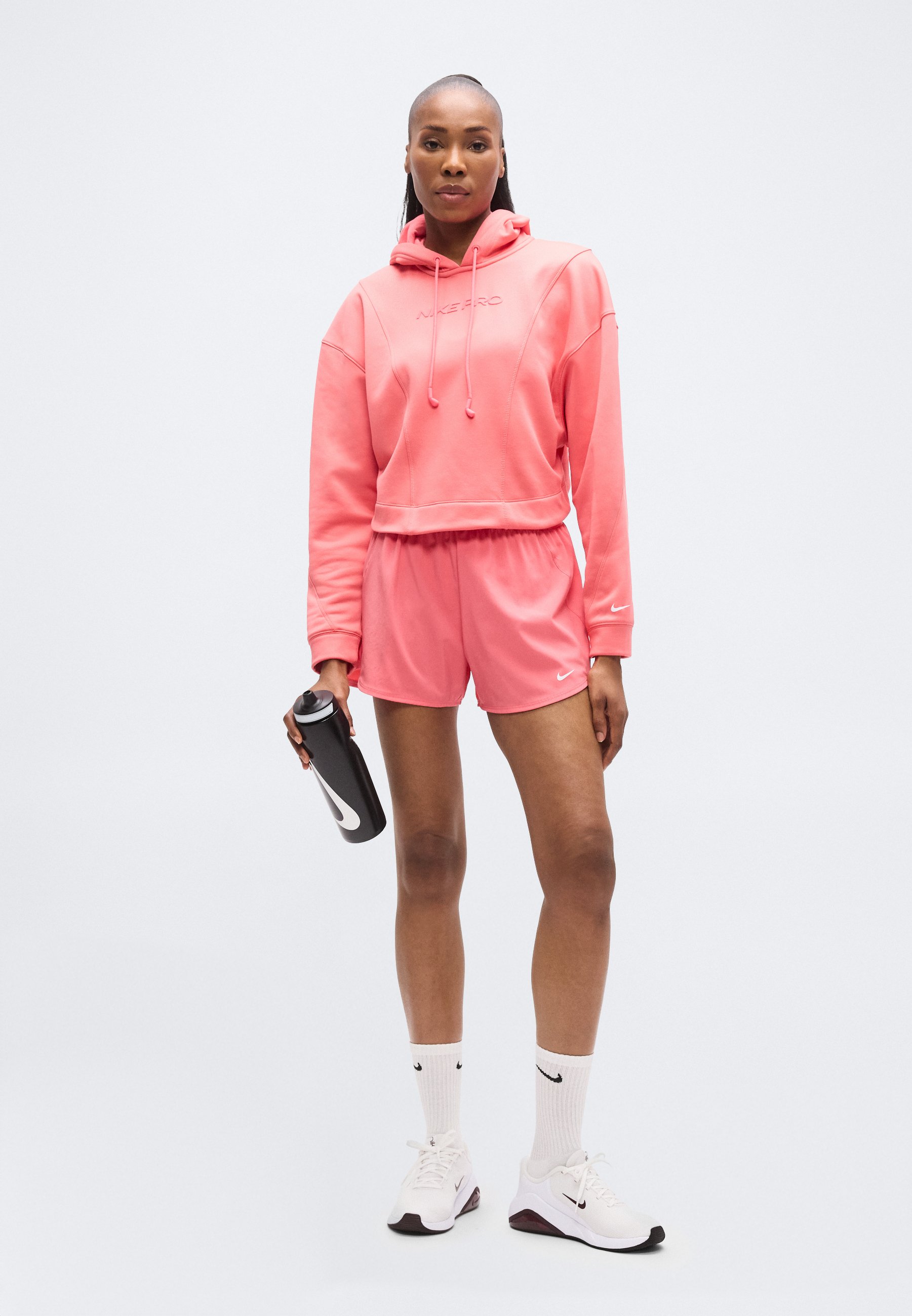 coral nike outfit