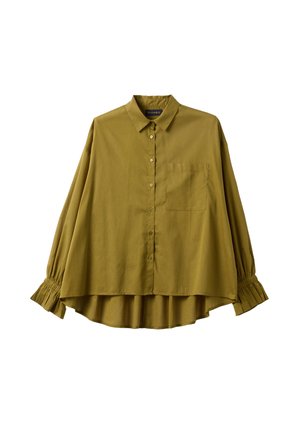 Camisa de manga larga verde oliva con cierre de botones, cuello, bolsillo en el pecho, puños fruncidos y dobladillo asimétrico.