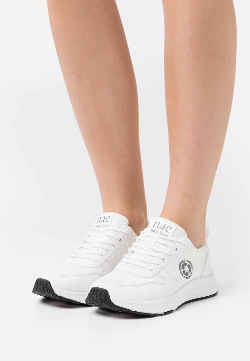NAE Vegan Shoes JORDAN VEGAN Sneaker low white/weiß Zalando.at