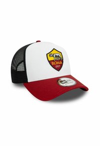 Rote und weiße Baseballmütze mit einem Mesh-Rücken, auf der Vorderseite befindet sich ein gesticktes gelbes und schwarzes Wappen-Logo mit der Beschriftung "ROMA 1927".