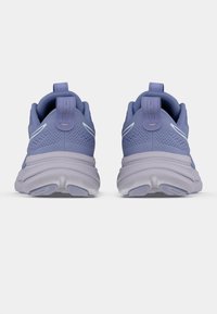 Lilla sportkingad võrgumaterjalist, polsterdatud tallaga ja tugevdatud kannaga. Omavad aasaga tõmblukku ja peeneid helkurdetailid.