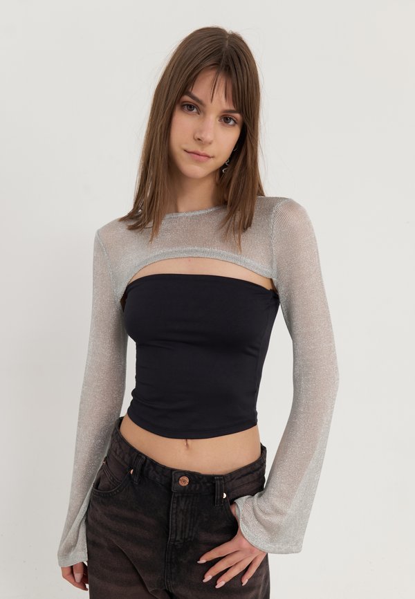 Long sleeved top - silver