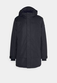 Svart isolerad parka med huva, långa ärmar, två frampfickor, justerbara snoddar och en mjuk innerfoder. Rent, minimalistiskt design.