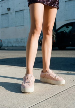Buffalo, CAJO - Sneaker low - rose