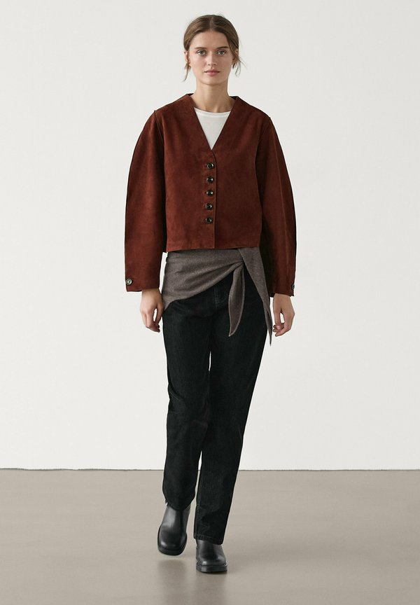 SHORT V-NECK - Leather jacket