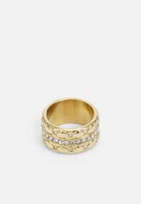 Goldring mit geflochtenem Design, mit klaren Steinen, die im mittleren Bereich eingelegt sind. Glatte Textur mit glänzendem Finish. Runde Form.