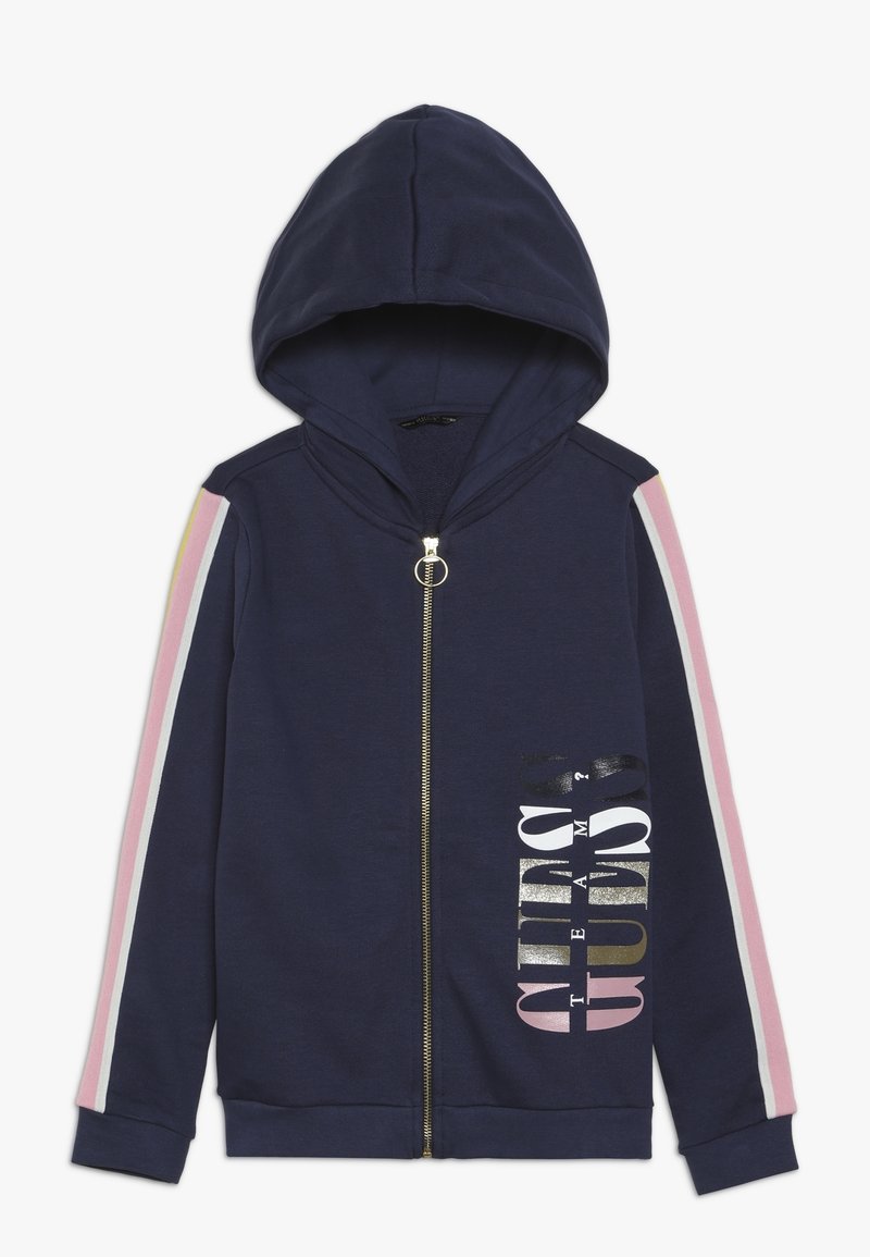 Marineblauwe zip-up hoodie met capuchon, met roze en witte gestreepte accenten op de mouwen en gedurfde, reflecterende tekst op de voorkant.