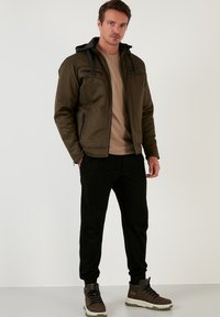 Buratti SLIM FIT - Vinterjakker - khaki