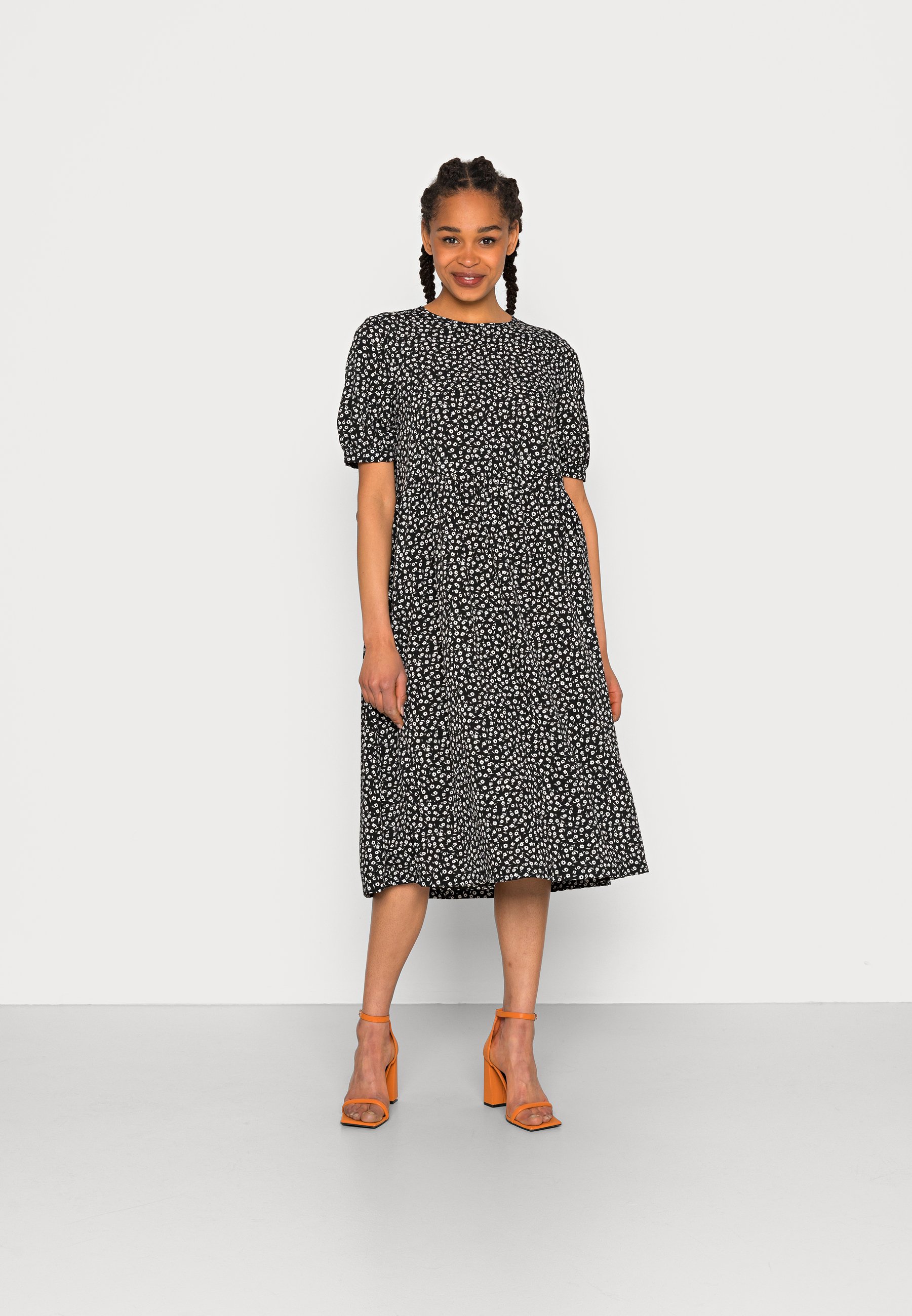 Monki Day dress - black dark/black 