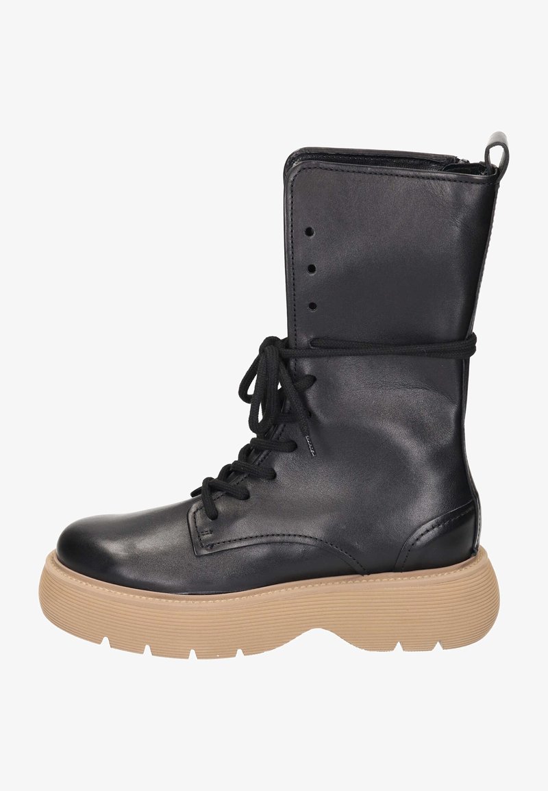 Bottes en cuir noir à lacets avec une tige haute, bout rond et semelle en caoutchouc beige contrastante. Présente une fermeture éclair et des détails en lacets.