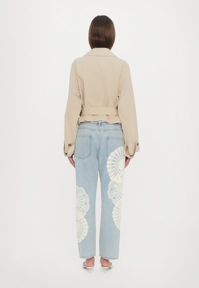 FRAME THE UNIFORM - Chaqueta de entretiempo - oat