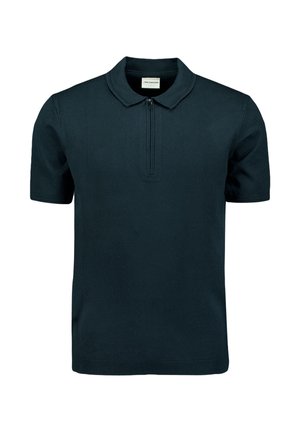 Donkerblauwe polo shirt van gebreide stof. Heeft een ritskraag, korte mouwen en een geribbelde zoom. Gladde textuur met minimale details.