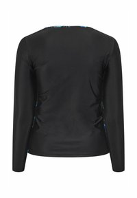 Maglietta nera a maniche lunghe con una texture liscia, caratterizzata da un collo rotondo e dettagli colorati lungo i bordi.