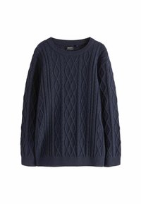 Granatowy sweter dzianinowy z teksturowanym wzorem diamentowym, okrągłym dekoltem i ściągaczami na rękawach oraz u dołu. Materiał wydaje się miękki i ciepły.