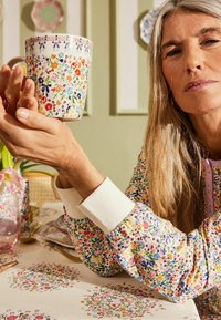 Cath Kidston HENLEY - REGULAR FIT SET - Pyjamas - blue red ditsy floral