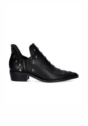 MILAN - Botines camperos - black