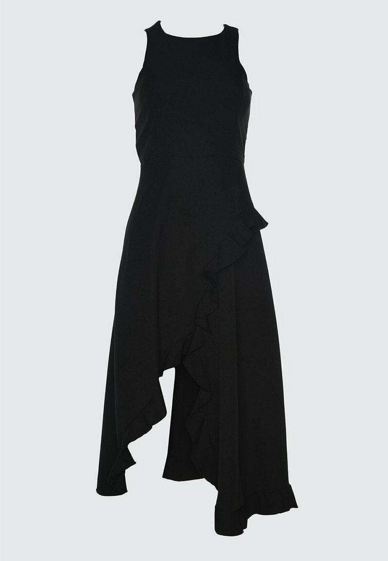 Robe noire sans manches avec un corsage ajusté et un ourlet asymétrique fluide, arborant des volants sur un côté. Fabriquée à partir d'un tissu lisse.