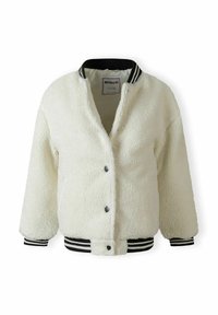Giacca in finta shearling bianca con colletto e polsini a coste neri, chiusura con bottoni, tasche laterali e vestibilità rilassata.