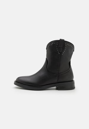 Kovboju/motociklistu tipa puszābaki - black
