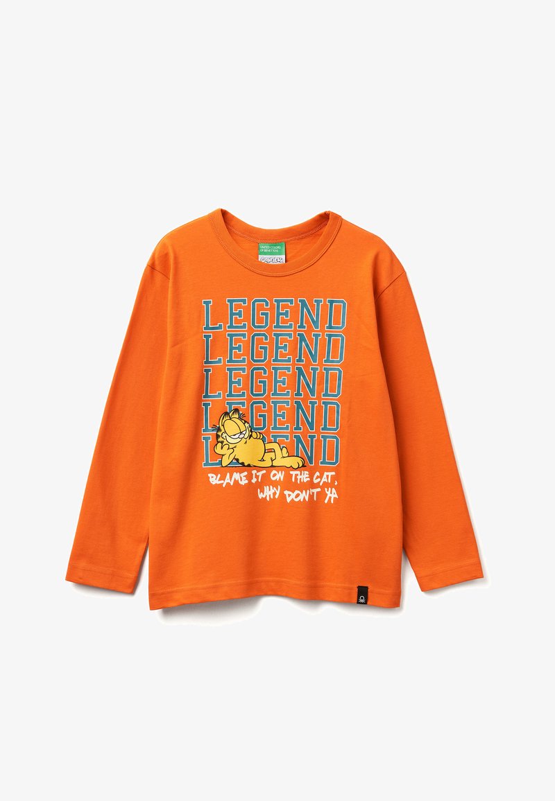 Oranges Langarmhemd aus Baumwolle mit dem Text "LEGEND" und einer Cartoon-Katzengrafik. Das Hemd hat einen runden Halsausschnitt und eine lockere Passform.