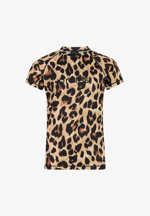 Korte mouwen overhemd met een luipaardprint in beige, donkerbruin en zwart, en kleine zwarte tekst gecentreerd bij de borst.