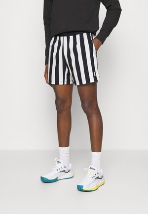 Krótkie spodenki sportowe