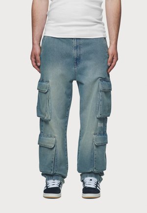 ROMAIN WIDE PANTS - Avar lõikega teksad - washed vintage blue