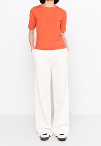 Bogner Jednoduché tričko - orange