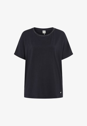 Schwarzes T-Shirt mit kurzen Ärmeln und Rundhalsausschnitt, versehen mit einem dezenten Perlenbesatz und kleinem Markenlogo nahe dem unteren Saum.