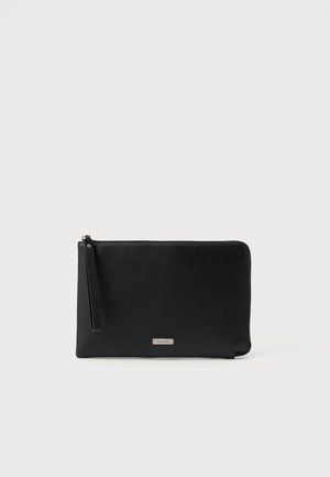 PLAQUE POUCH WRISTLET - Pikkulaukku - black