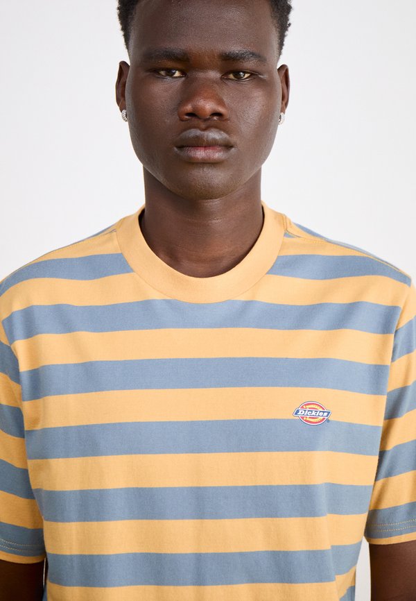 RIVERGROVE TEE - Print T-shirt - oak buff3