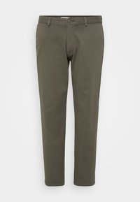 JPSTBILL - Pantalones chinos - tea leaf