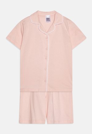 Kortærmet pyjamasæt i lyserød bomuld. Har en knaplukket skjorte med hvid piping og matchende shorts. Blød tekstur, afslappet pasform.
