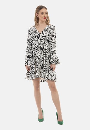Mo, 2-PACK - Day dress - braun weiss weiss schwarz