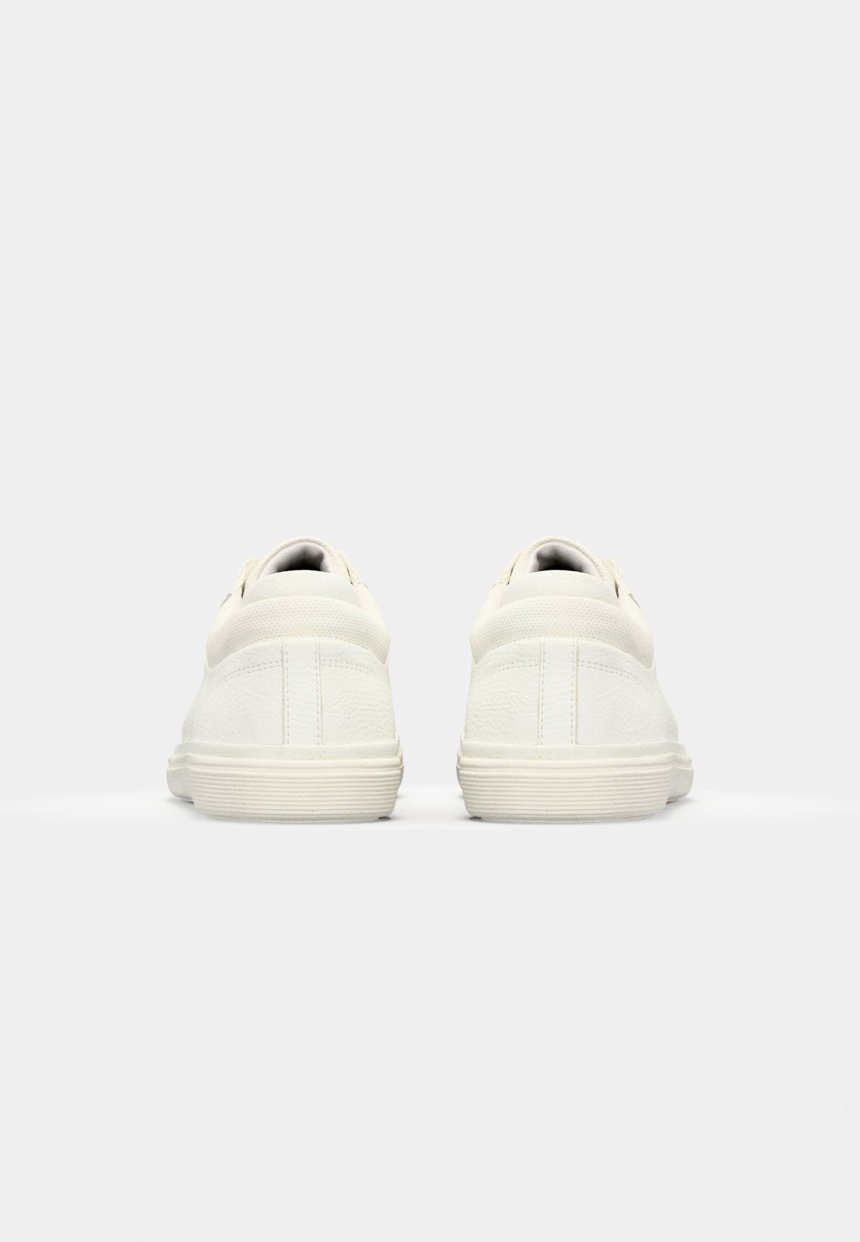 Sneaker low