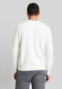 bugatti COTTON-CASHMERE - Strickpullover - ecru