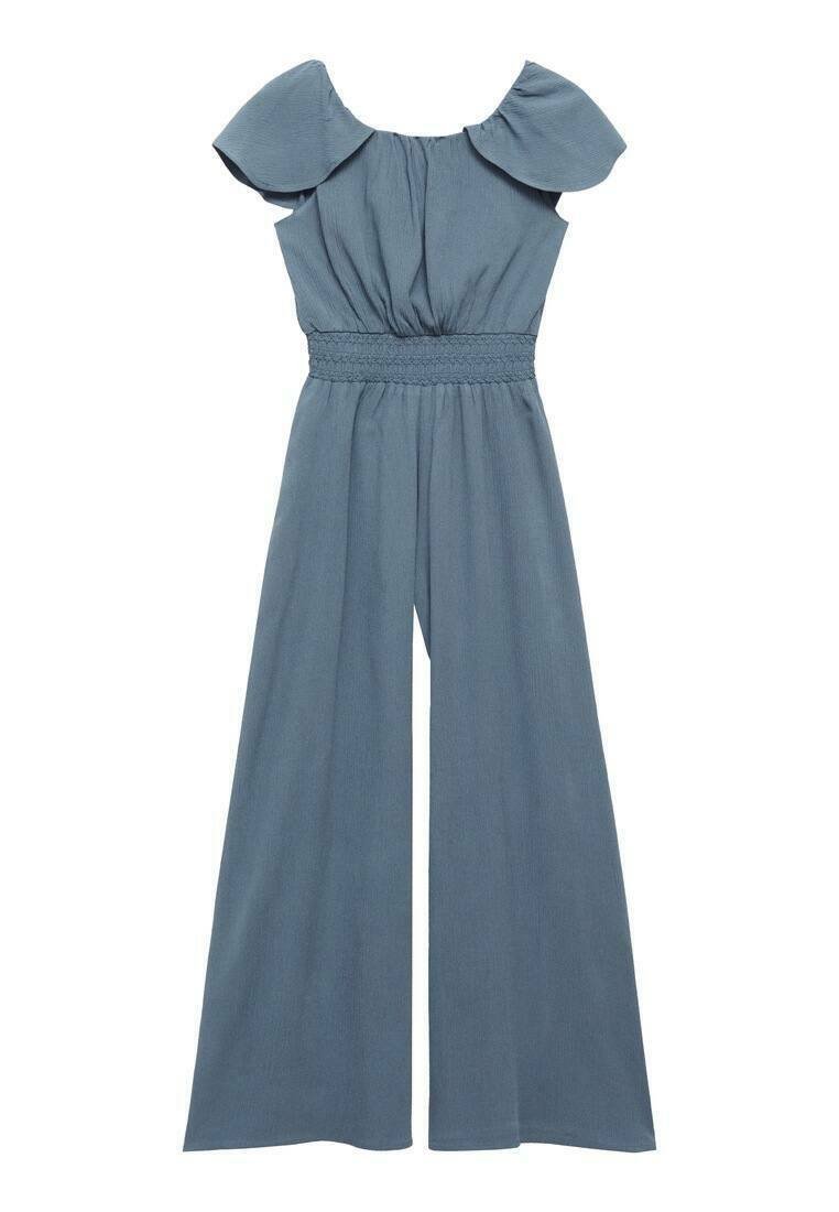 Salopetă albastră, cu umeri goi, cu mâneci scurte și volanate. Dispune de o talie plisată și un design cu picioare largi, fabricată dintr-un material ușor.