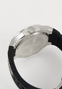 HUGO Ρολόι - black/silver-coloured