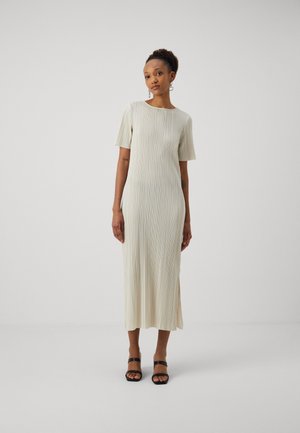 YAS OLINDA - Freizeitkleid - birch