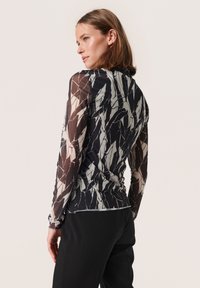 Pcsandra Ls Mockneck Top Black Detail Silver Lurex