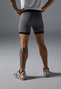 Pier One Sport Κολάν - black