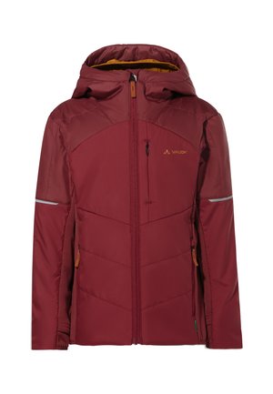 Weinrote Kapuzenjacke mit Frontreißverschluss, Brust- und Seitentaschen mit Reißverschluss, reflektierenden Streifen an den Ärmeln und orangefarbenem Innenfutter.