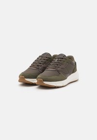 Tommy Hilfiger FASTON MIX - Sneakers - army green