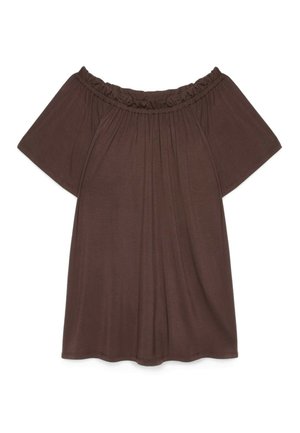 Robe marron épaules dénudées avec encolure élastique à volants, manches courtes larges et tissu ample et fluide.